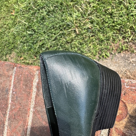 Mootsies‎ Tootsies Women's 7.5 M Hunter Green Leather Pumps Slip on Loafers EUC - Picture 5 of 9